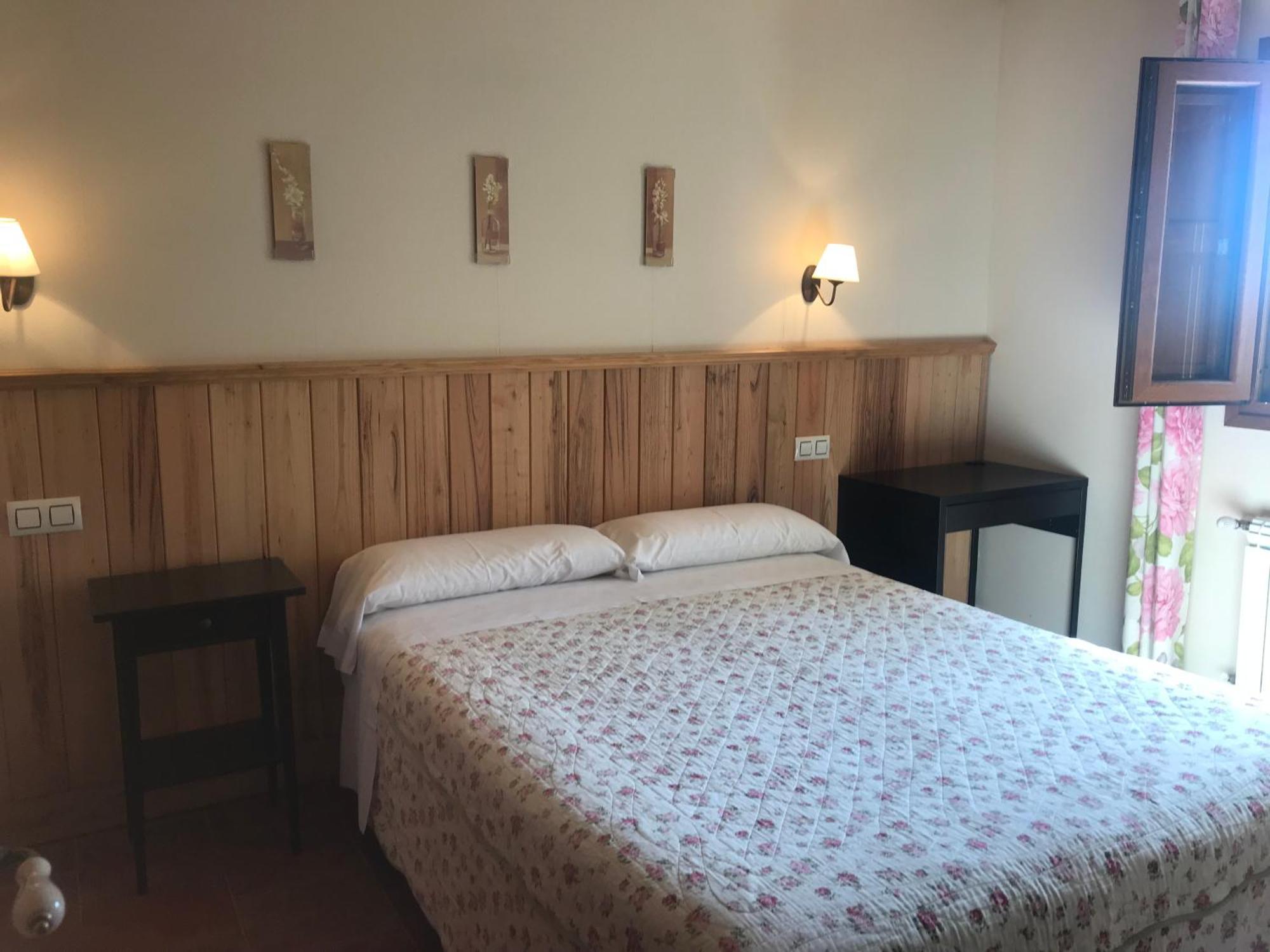 Apartamentos El Jardin Del Poeta Guijo de Granadilla Екстериор снимка