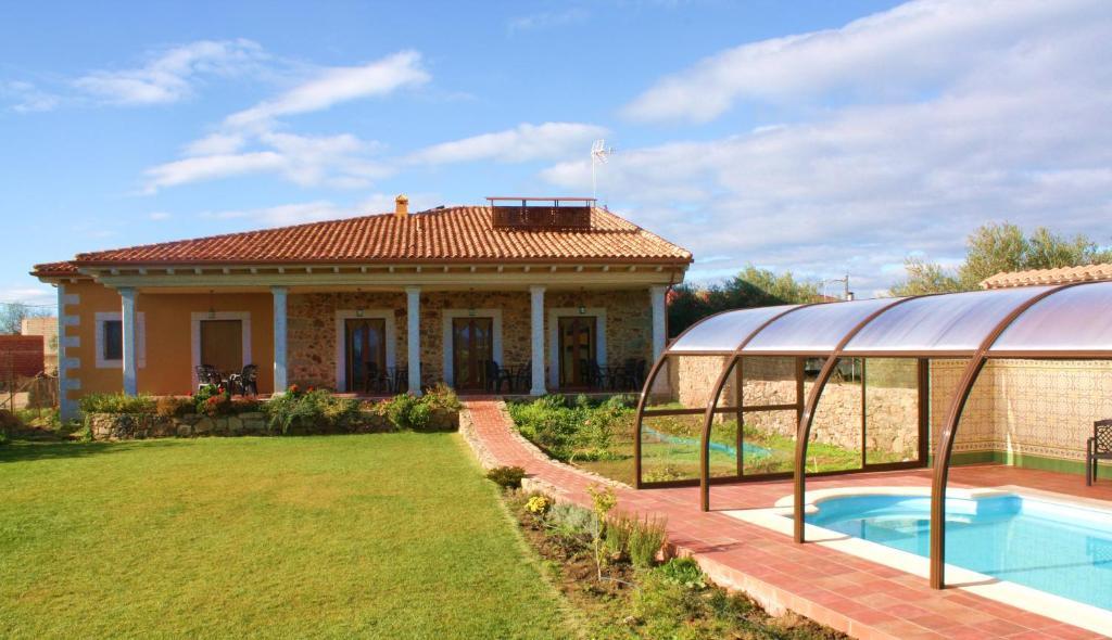Apartamentos El Jardin Del Poeta Guijo de Granadilla Екстериор снимка
